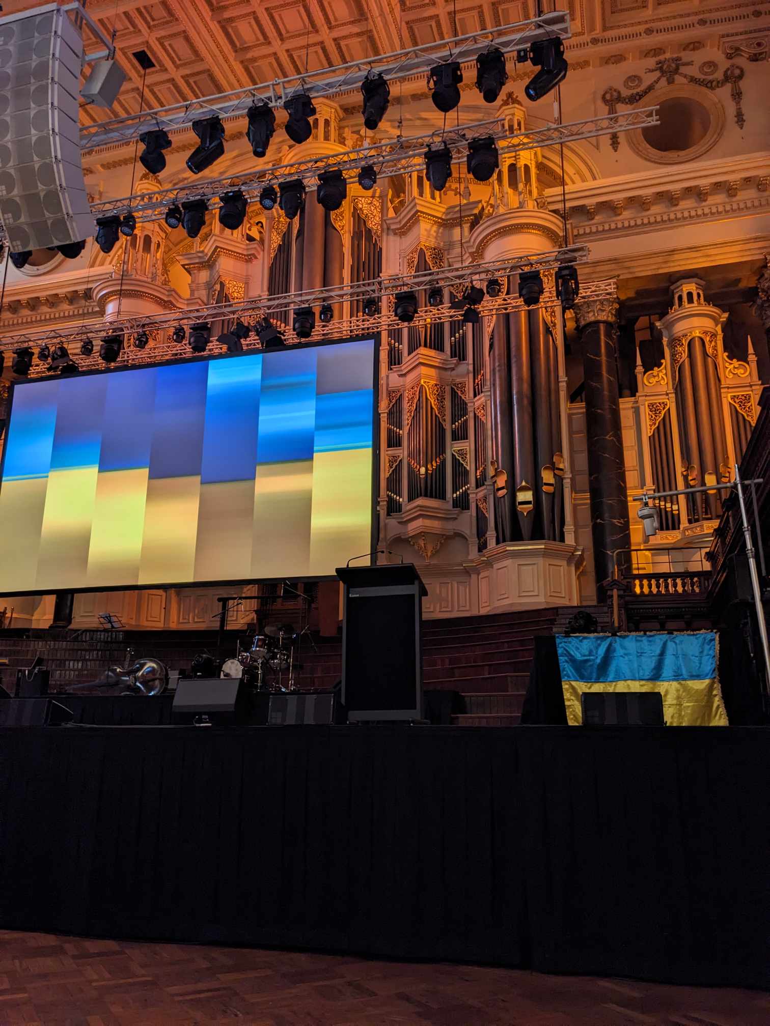 Organ and stage at the Town Hall