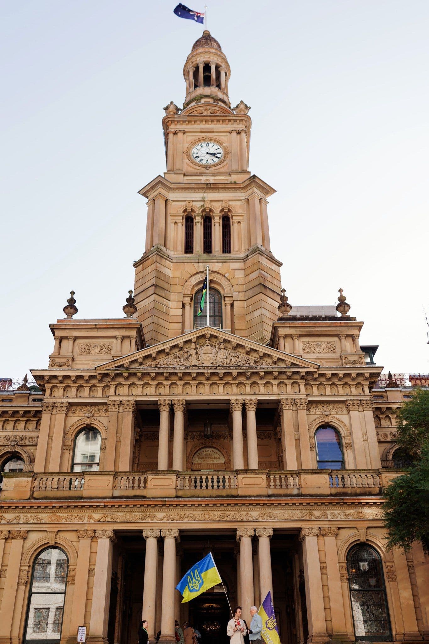 Sydney Town hall with a Ukrainian flag