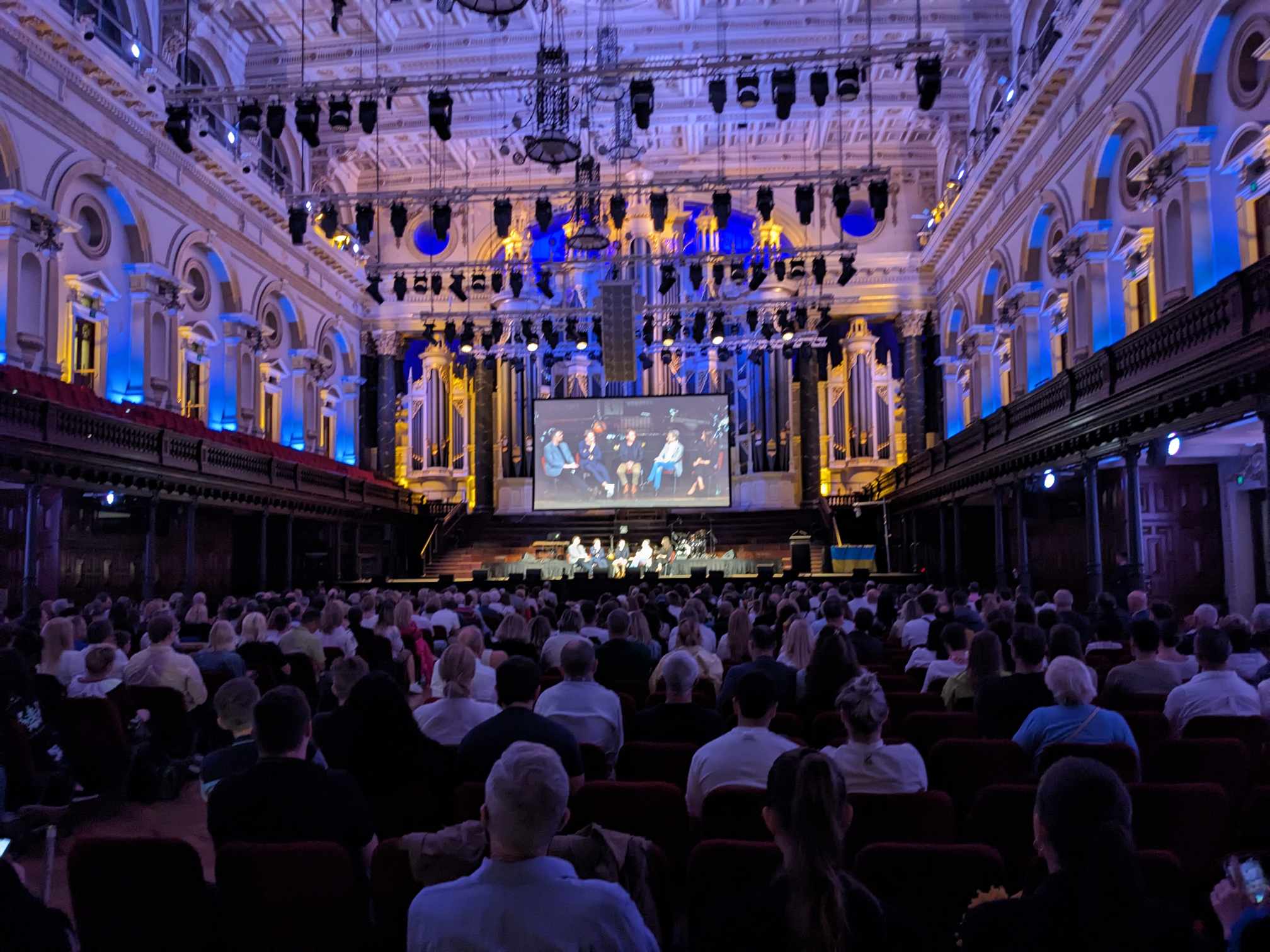 Sydney Town Hall at full capacity